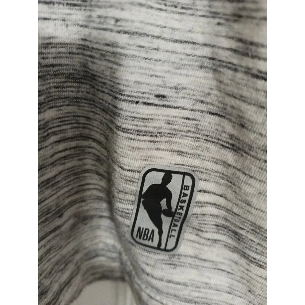 Men's NBA Gray T-shirt With Big Logo Size Large